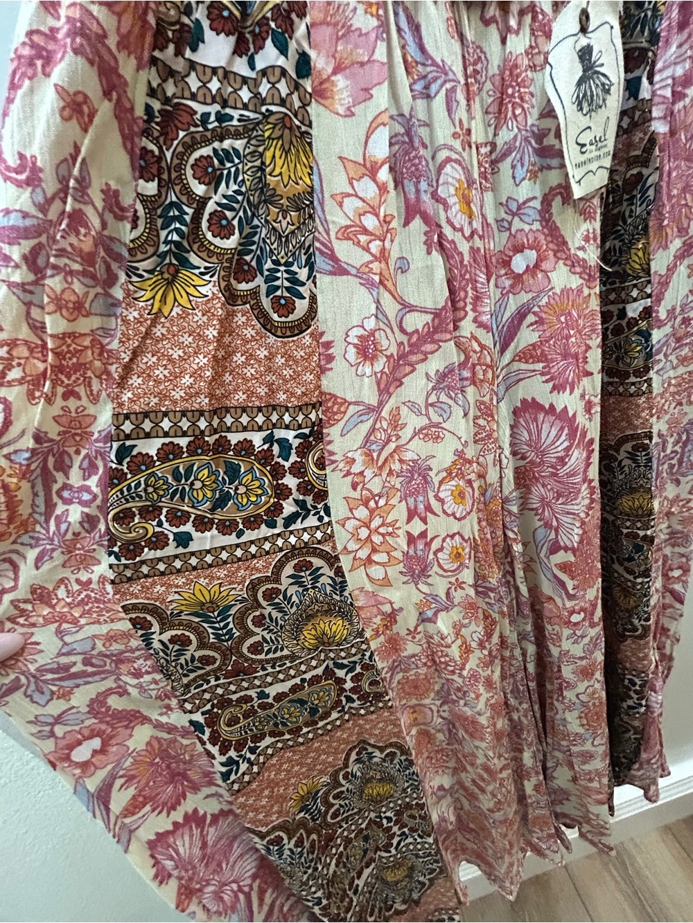 NWT Boutique Brand, easel, Pink Floral Patchwork Wide Leg Pants - Picture 5 of 9